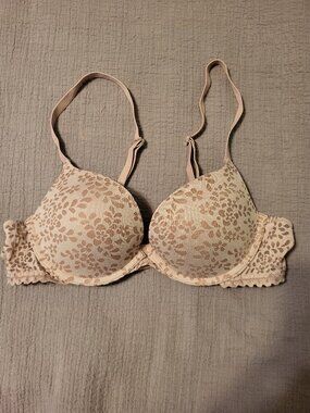 Adore Me Beige push-up Bra. 34B